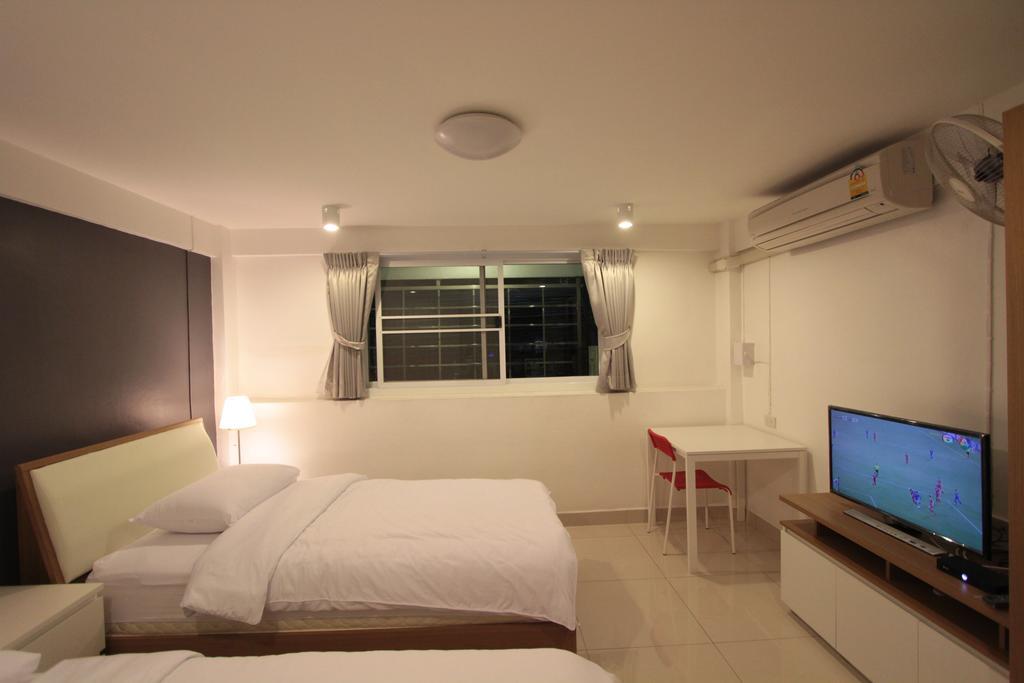 Napaville Huai Khwang Bangkok Exterior foto